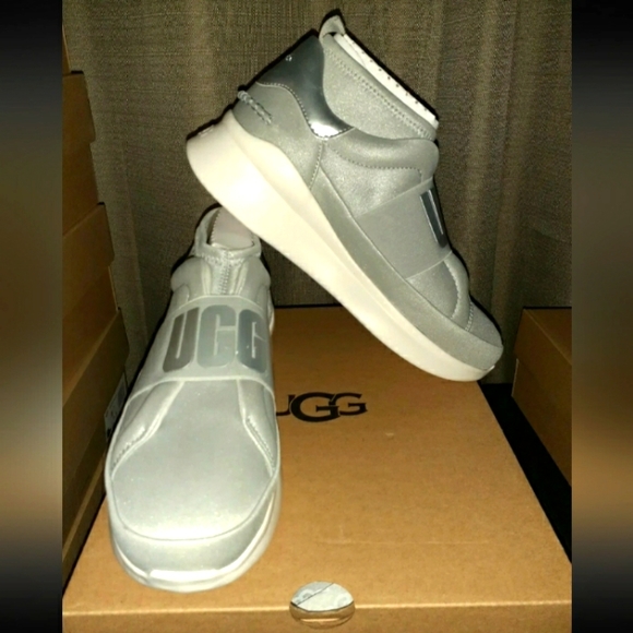Women's NIB Sz 9.5 UGG AUSTRALIA Silver&White NO-LACE Platform SNEAKER, Shoes - Picture 6 of 10